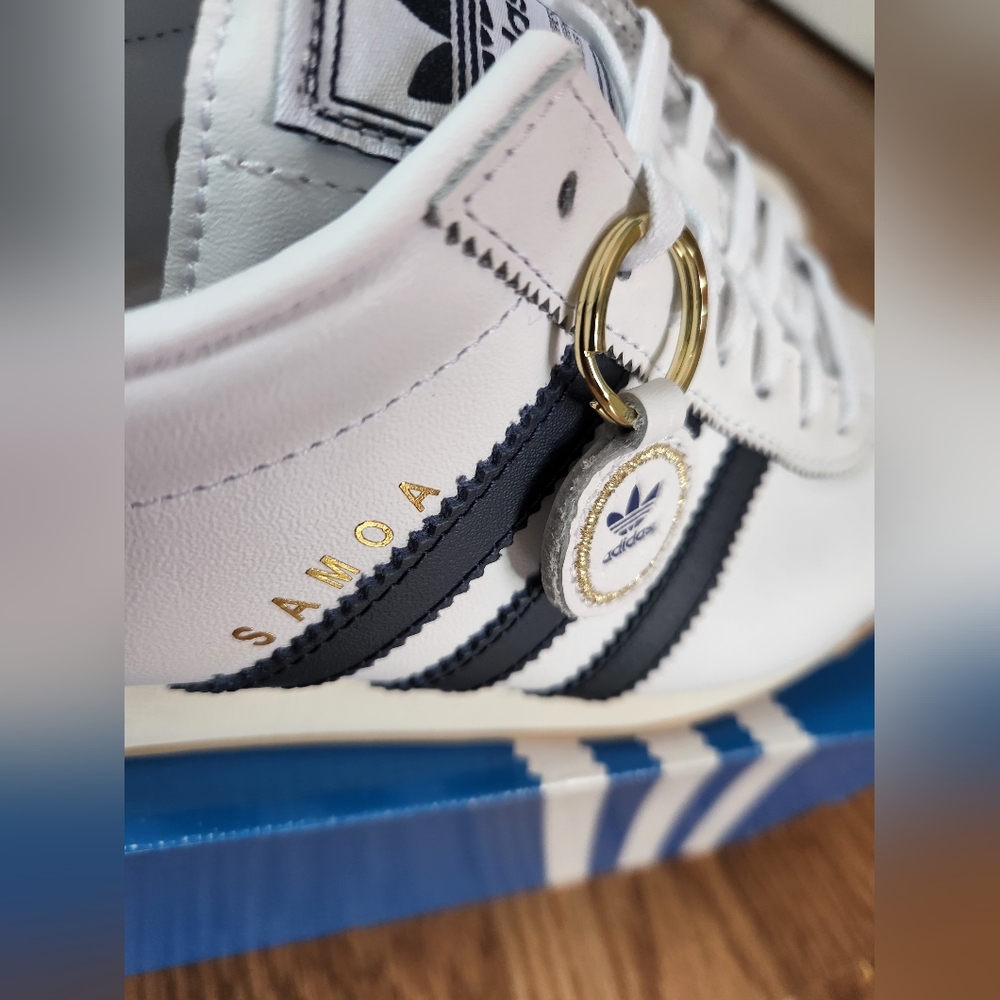 Adidas Samoa - Picture 15 of 17